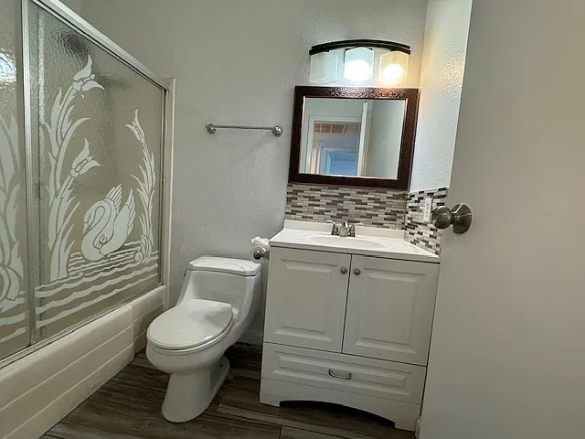 3526 Villa Knolls North Dr — Photo 14