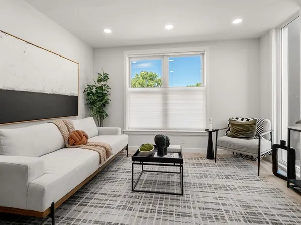 602 Canterbury St #U13, Roslindale, MA 02131