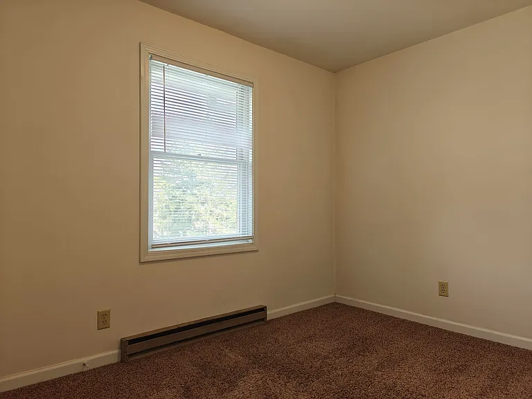 232 Pierce St — Photo 17