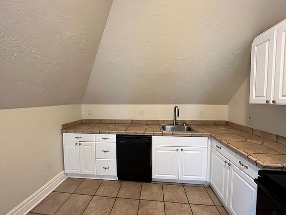 3rd image of 125 N Dallas Ave #3