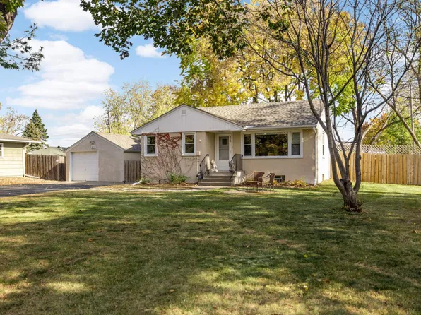 8915 2nd Ave S, Bloomington, MN 55420