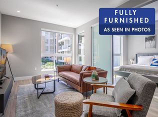7320 Santa Monica Blvd APT 301, West Hollywood, CA 90046