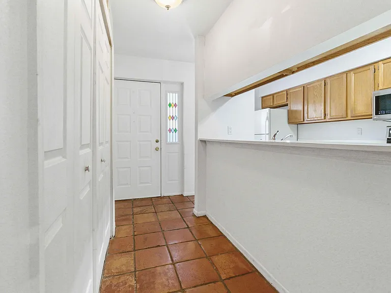 2107 Hidden Grove Ln #34A — Photo 9