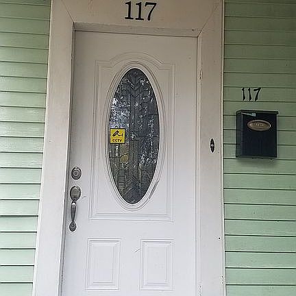 2nd image of 117 N Stewart St