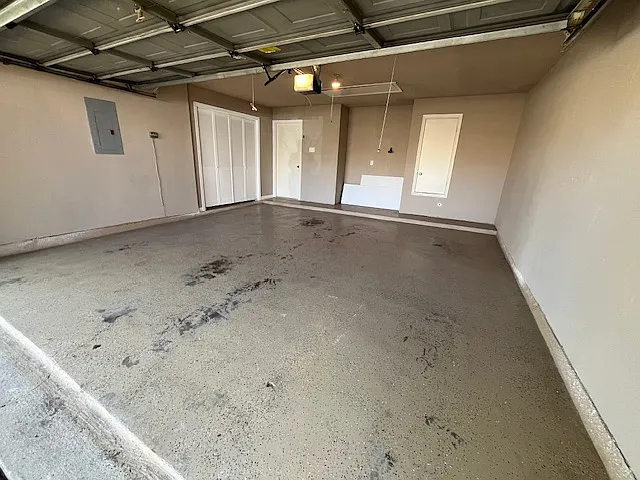1320 Sheila Dr — Photo 9