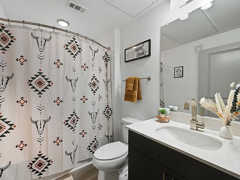 LIV+ Arlington — Photo 13