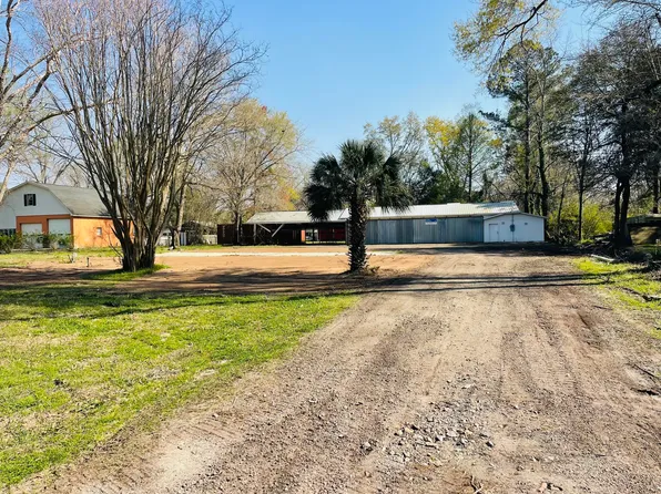 119 Victoria Dr, Harleyville, SC 29448