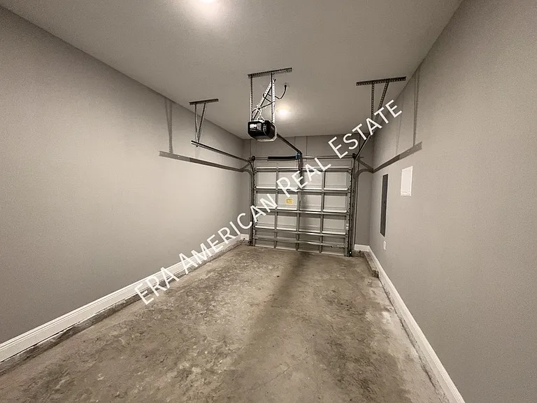 838 Fairview Dr — Photo 33