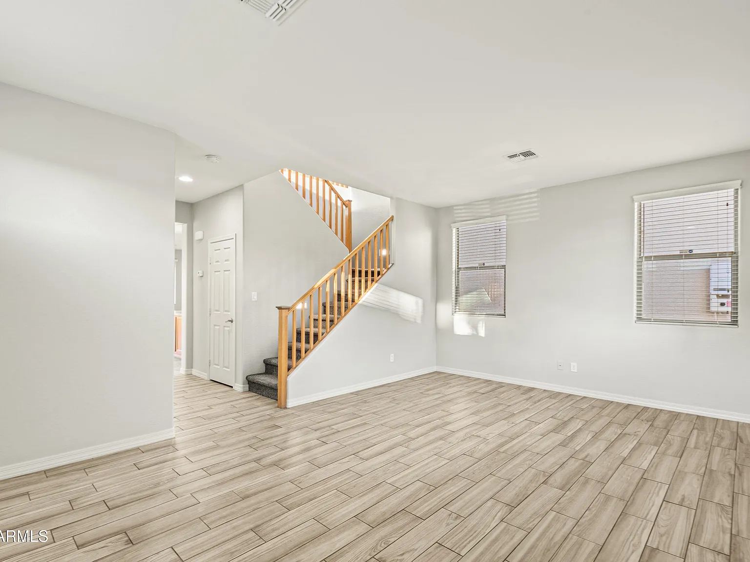 3 bed, 2.5 bath, 2171 sqft, $2,295 — Photo 4