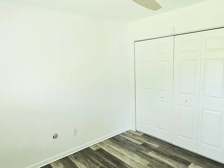 5381 Gene Cir — Photo 27