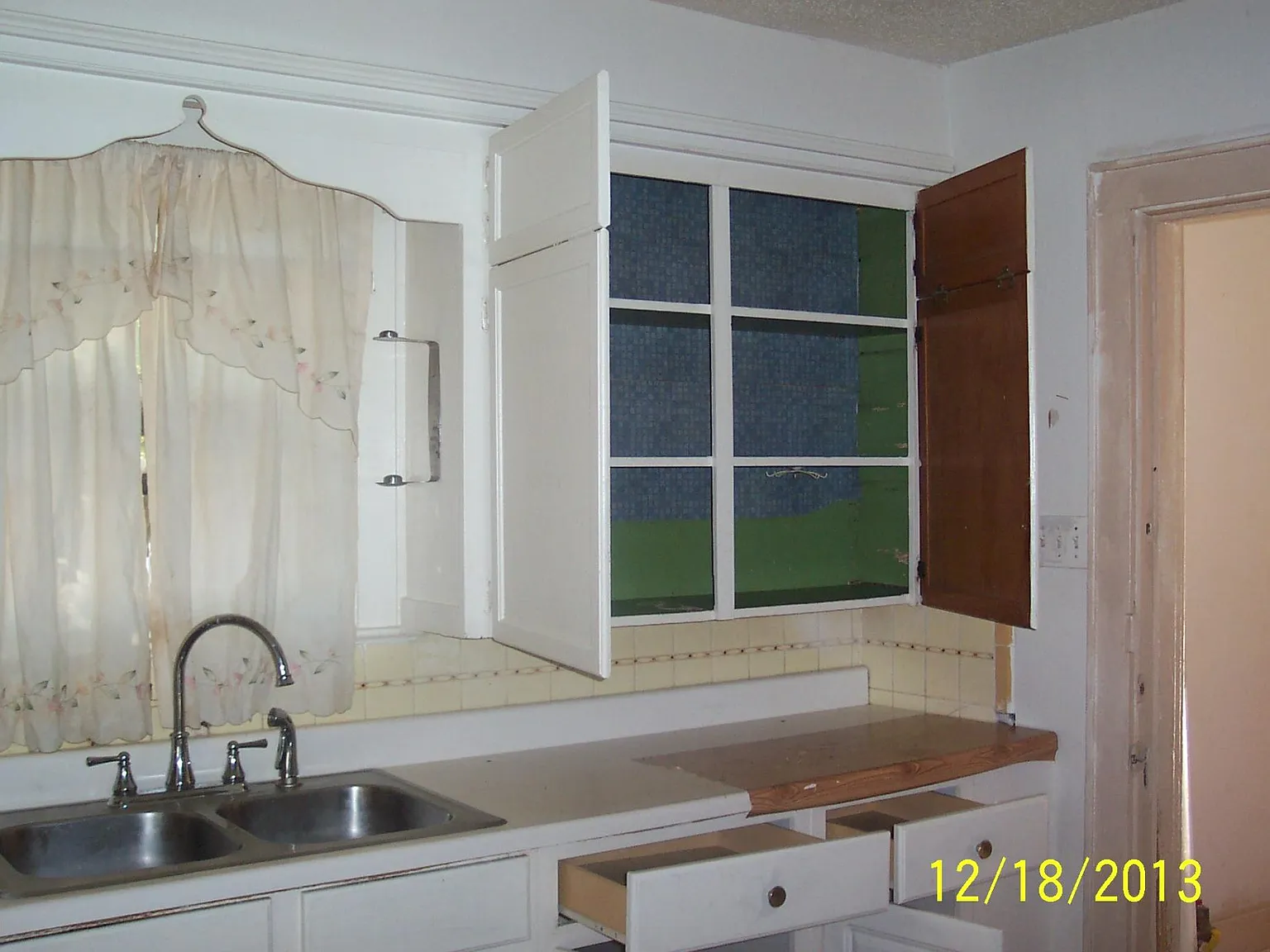 4 bed, 1.5 bath, 1750 sqft, $1,275 — Photo 3