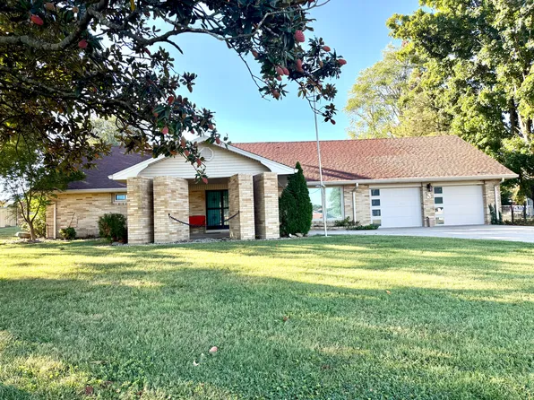 602 Shawnee Dr, Campbellsville, KY 42718