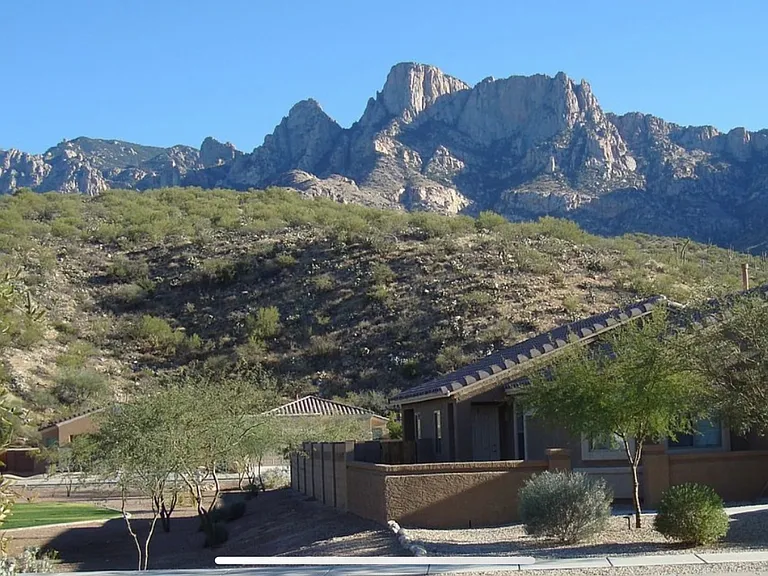 2273 E Skipping Rock Way — Photo 10