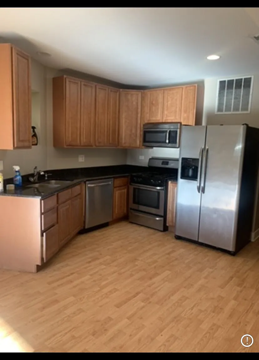 6551 S Ingleside Avenue — Photo 4