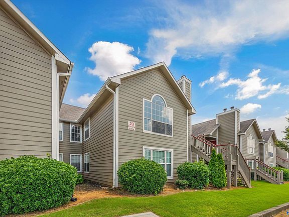 2nd image of 210 Waters Edge Ln