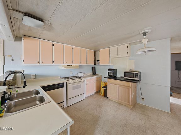 5th image of 245 Taurus Cir