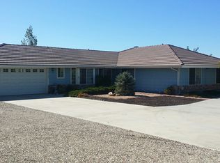 19103 Corwin Rd, Apple Valley, CA 92307
