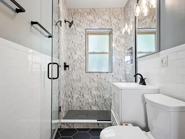 1702 W Catalpa Ave #3E — Photo 18