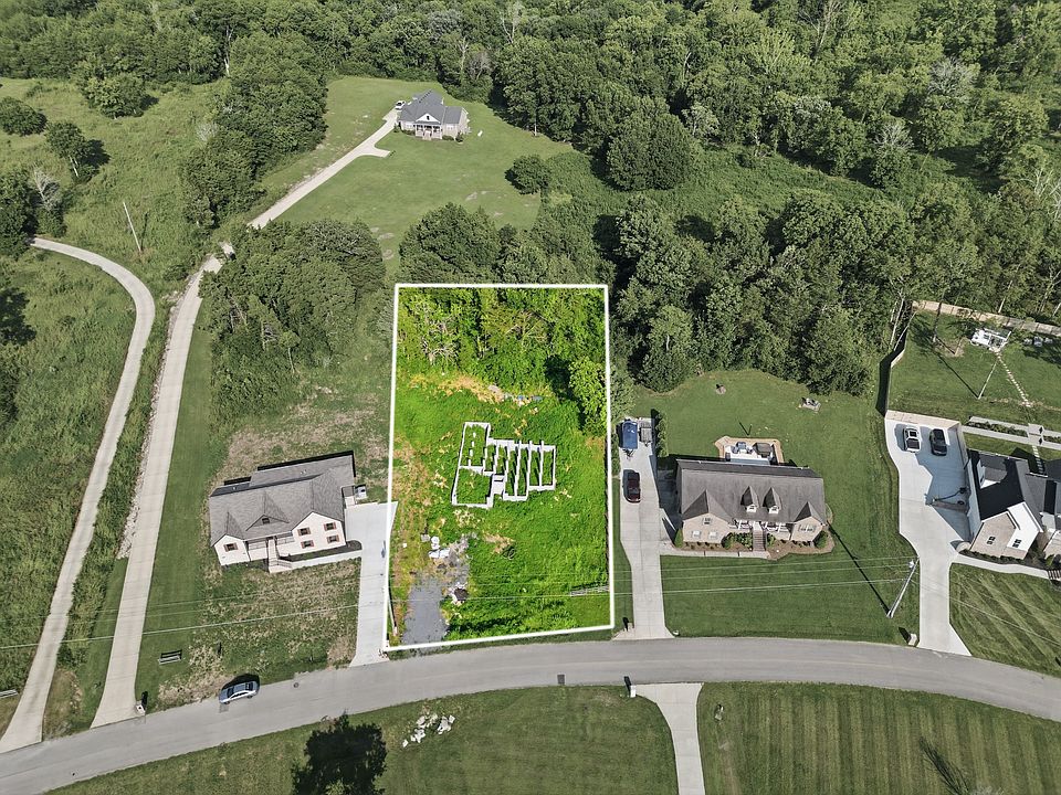 1st image of 505 Bridle Path Ln