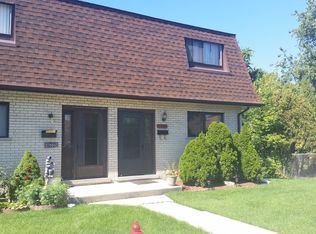 7502 S 88th Ave, Justice, IL 60458