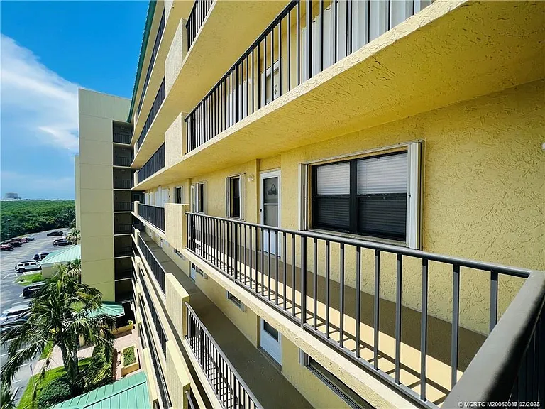 7380 S Ocean Dr #621 — Photo 32