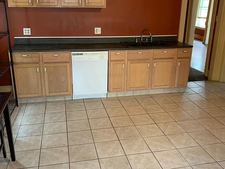 567 Elmwood Ave #3 — Photo 13
