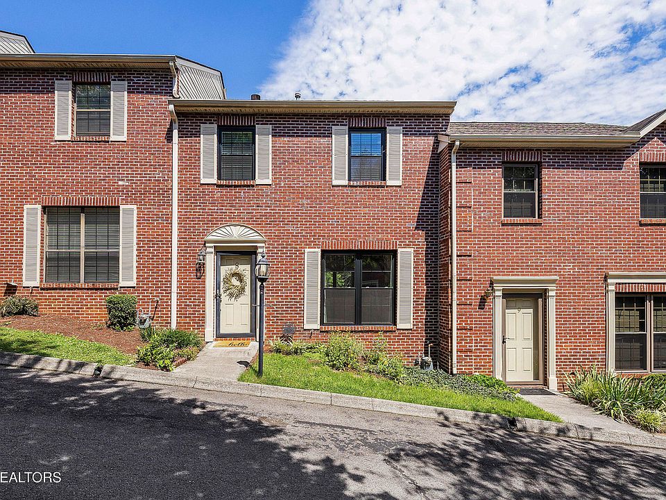1st image of 437 S Gallaher View Rd APT 8