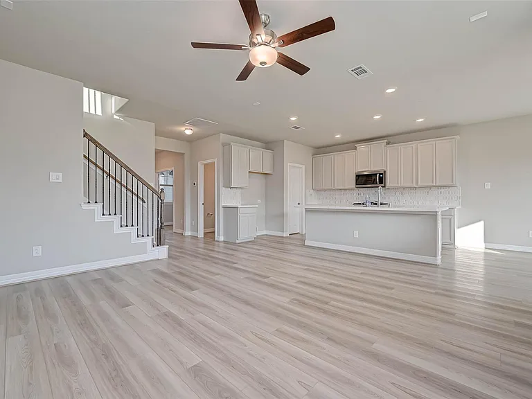 3433 Acacia Grove Ln — Photo 6