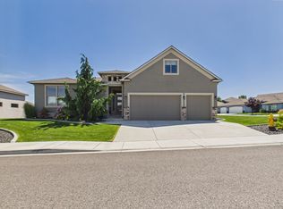 3065 Wild Canyon Way, Richland, WA 99354