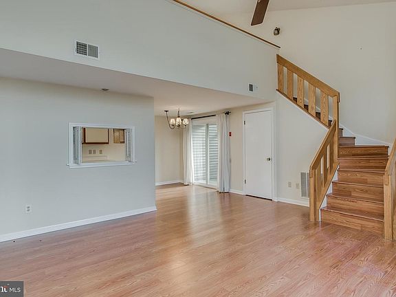 5th image of 1604 Woodlands Run