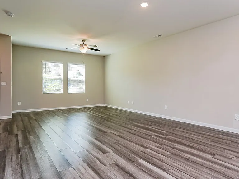 548 Wendell Falls Pkwy — Photo 6