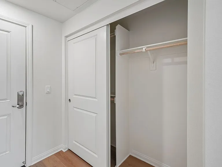 Gallery Park - Modern apartment living in the heart of Riverside, CA — Photo 8