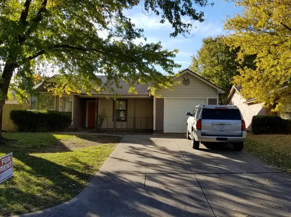 1416 Forest Valley Dr, Arlington, TX 76018