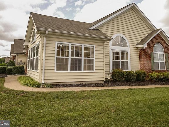 3rd image of 6234 Autumn Leaf Dr #6234