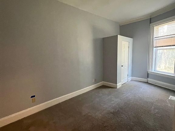 2nd image of 2836 Stanton Ave APT 1