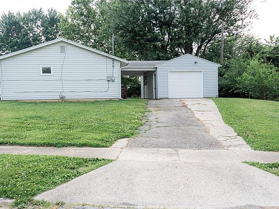 5th image of 1100 Stewart Ave
