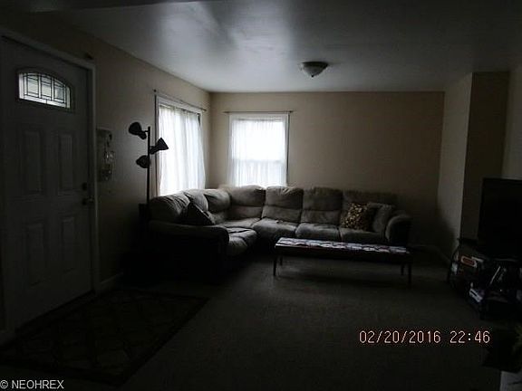 3rd image of 920 Beechwood Dr