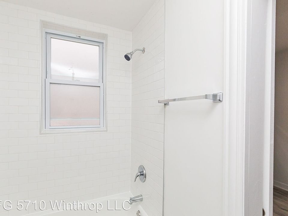 1st image of 5710 N Winthrop Ave #G7