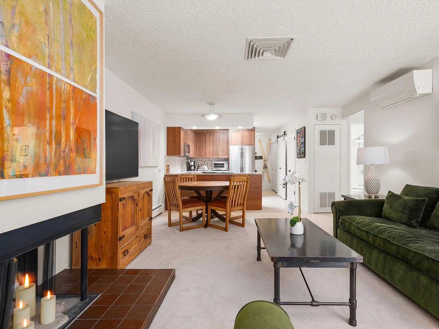 2 bed, 1022 sqft, $18,000 — Photo 3