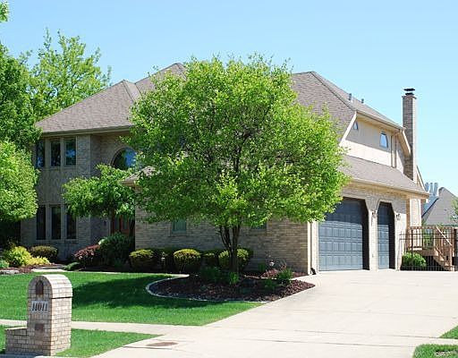 2nd image of 11011 Woodstock Dr