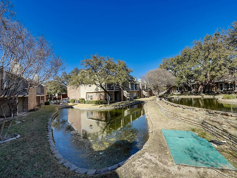 3550 Country Square Dr #409 — Photo 17