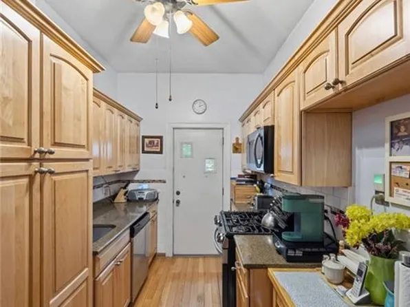 204 East 31st Street image 5 of 28