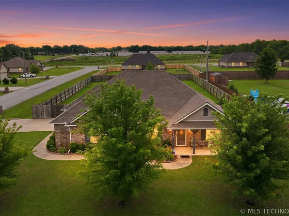 21075 S Andreas Rd, Claremore, OK 74019
