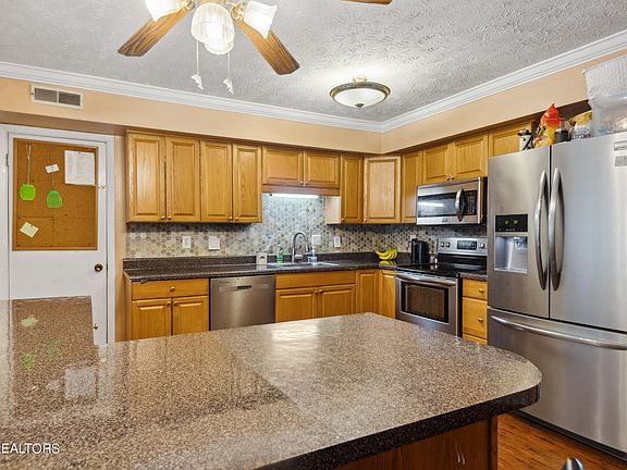 5th image of 5705 Acapulco Ave