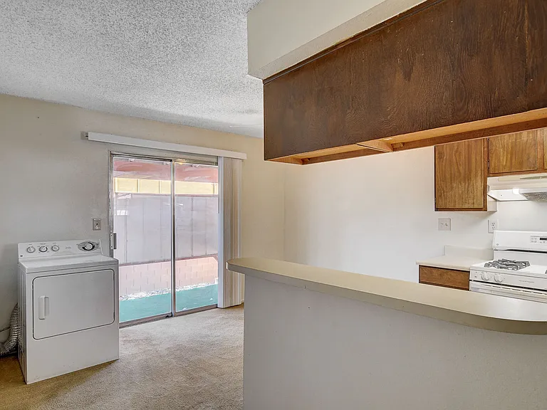 401-N-Lamb-Blvd-Apt-H_12_04282026