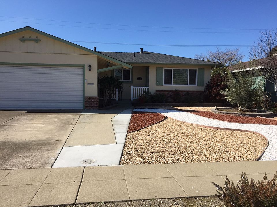1st image of 5085 Carm Ave