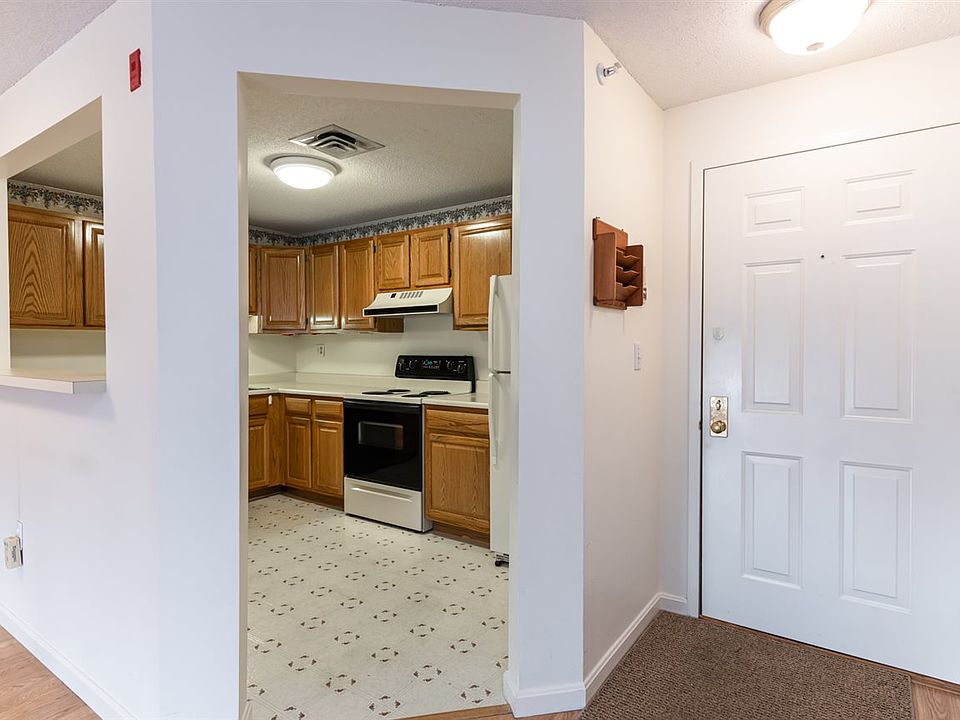 Hollis Crossing Rentals Nashua Nh at Herman White blog