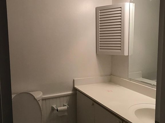 5th image of 9705 Kings Crown Ct APT 1
