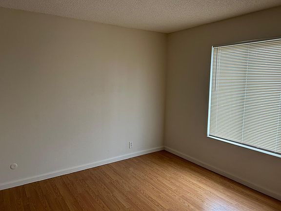 4th image of 2204 Spanos St #3