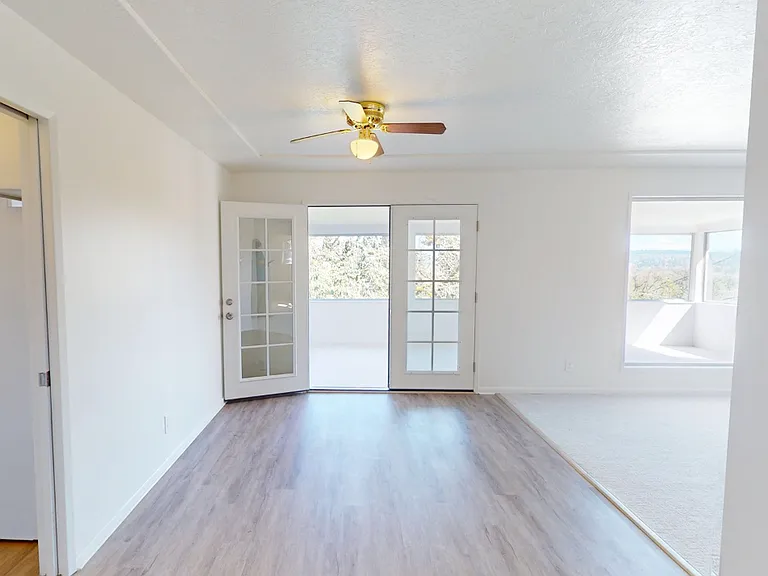 2145 Webb St — Photo 7
